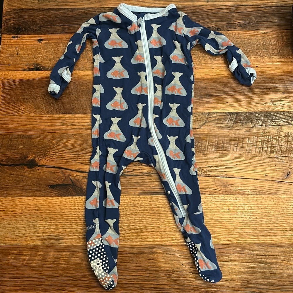 Kickee Pants Bamboo Gray goldfish Footed zip Sleeper -Size 3-6 month